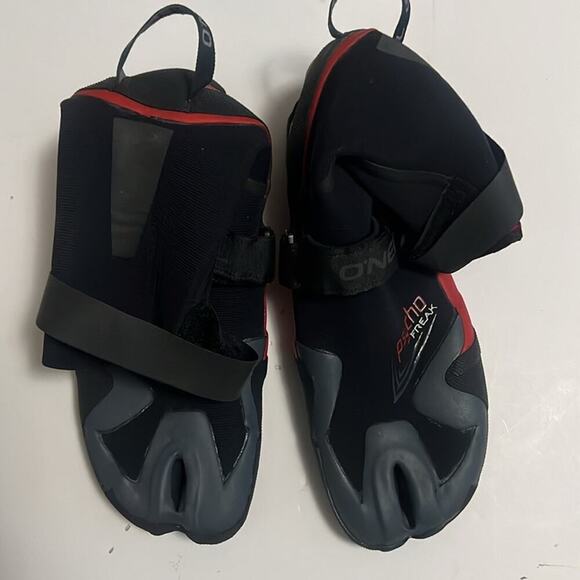 NIB O’NEILL PSYCHOFREAK SPLIT TOE 3.5MM BLACK & RED WETSUIT SWIM BOOTS. SIZE 12 - Picture 3 of 12